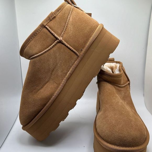 CUSHIONAIRE Women's Genuine Suede pull on platform boot +Memory Foam 9.5 CHESTNU - Picture 7 of 7